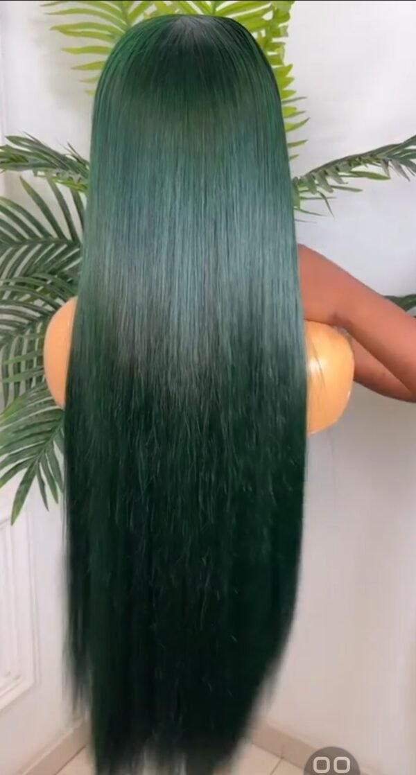 Bone straight emerald green 80% human hair 30"/400grams/closure